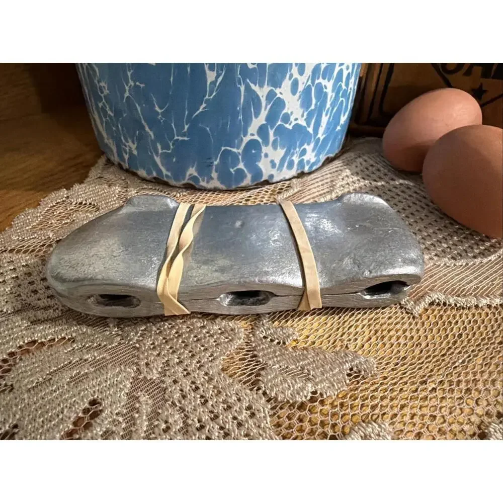 Vintage Pewter Chocolate Candy Ice Cream Mold 3D Rooster Spring Easter Primitive